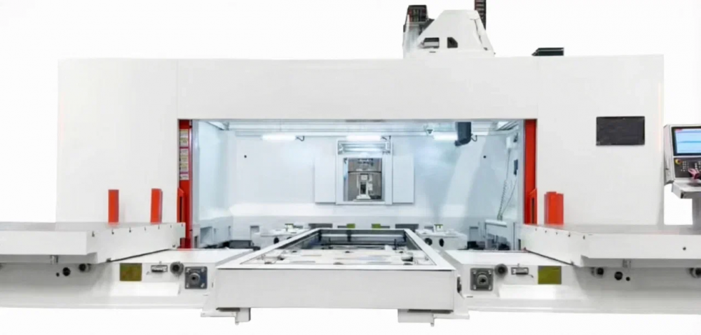 Портальный обрабатывающий центр со сменой рабочего стола модель PM PC DB-4025